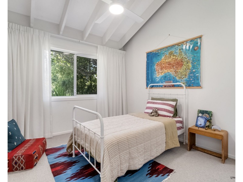 24 Bluejay Street, Burleigh Waters QLD 4220