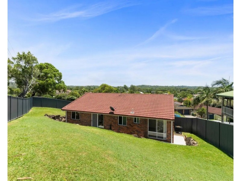 24 Zinnea Street, Elanora QLD 4221