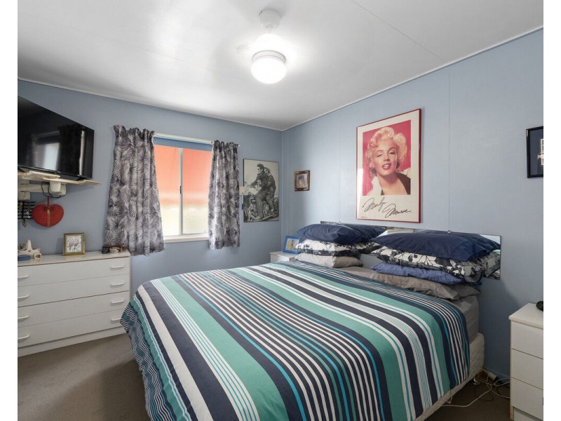 33 Sixth Avenue, Palm Beach QLD 4221