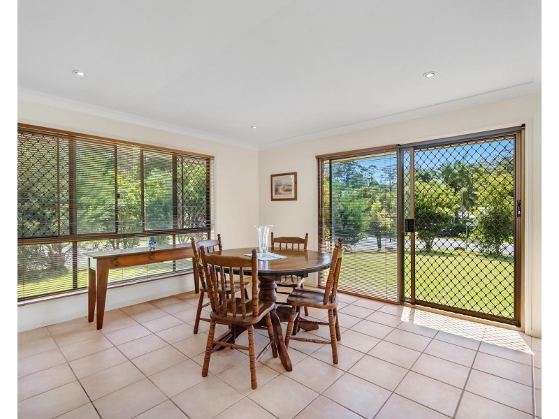 10 Bronhill Street, Currumbin Waters QLD 4223