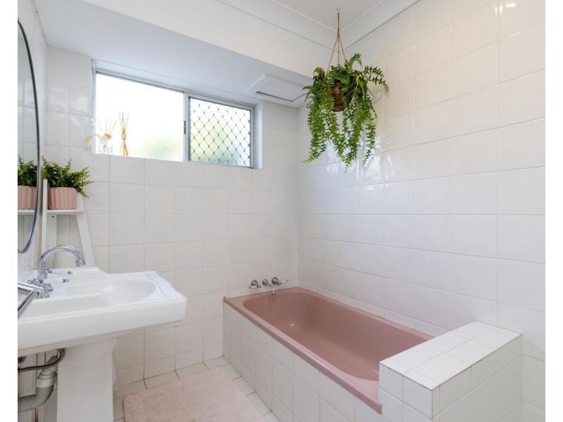 1/65 Leyte Avenue, Palm Beach QLD 4221