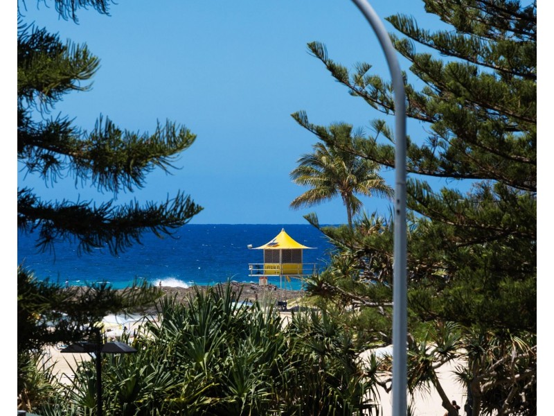 4/162 Marine Parade, Coolangatta QLD 4225