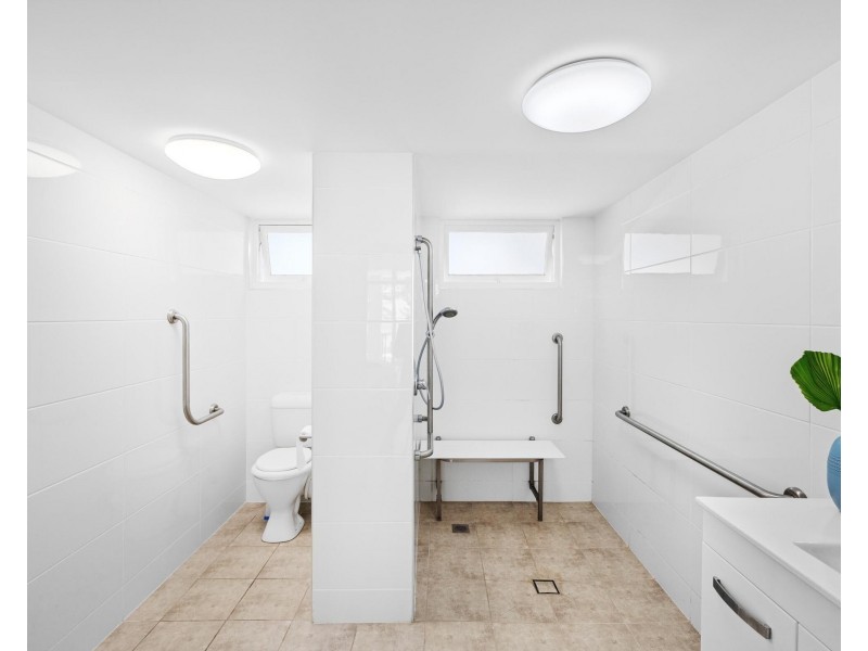 4/162 Marine Parade, Coolangatta QLD 4225