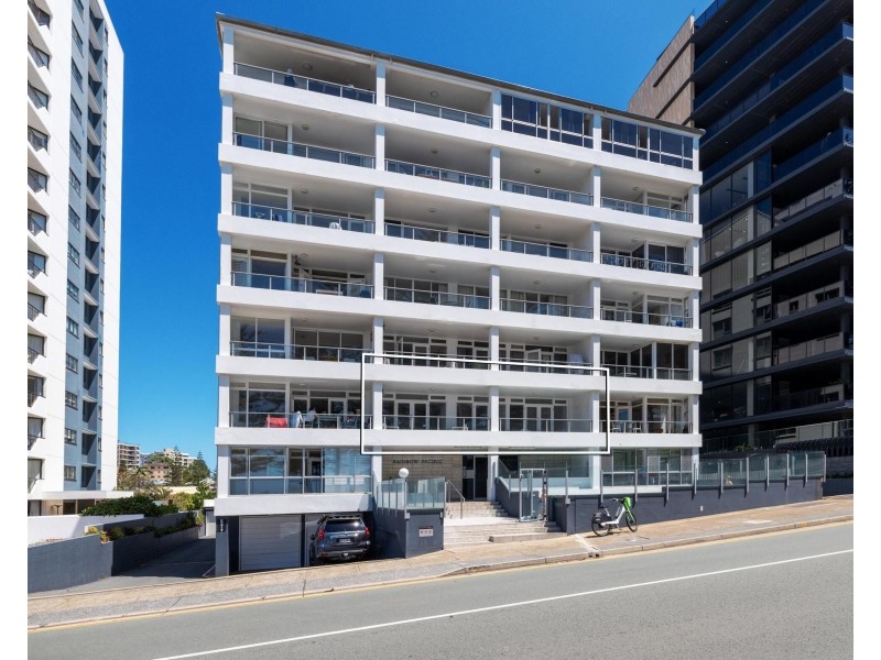 4/162 Marine Parade, Coolangatta QLD 4225
