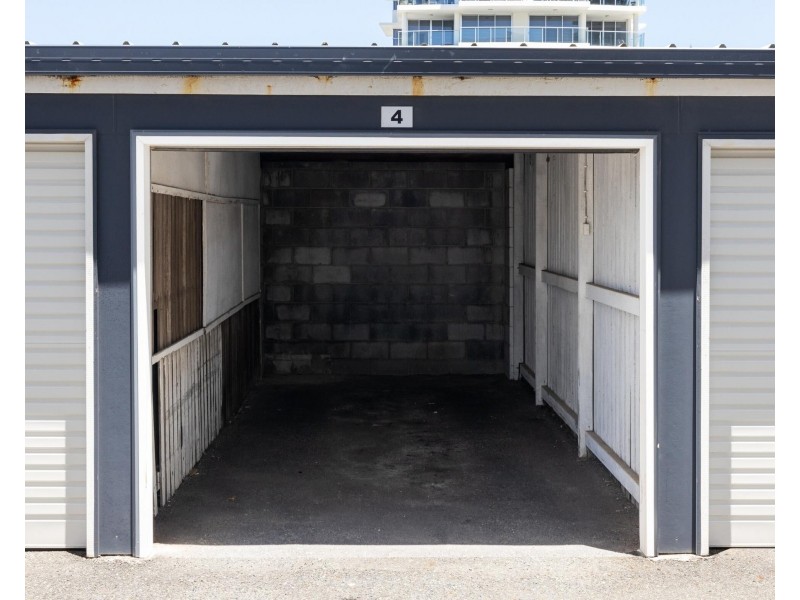 4/162 Marine Parade, Coolangatta QLD 4225