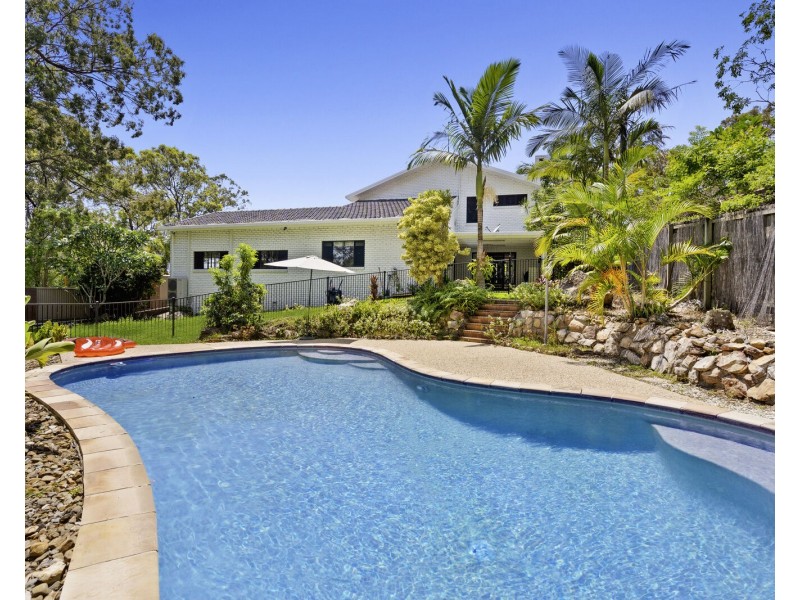 197 Simpsons Road, Elanora QLD 4221