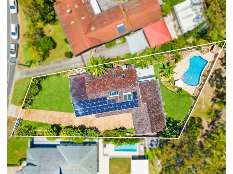 197 Simpsons Road, Elanora QLD 4221