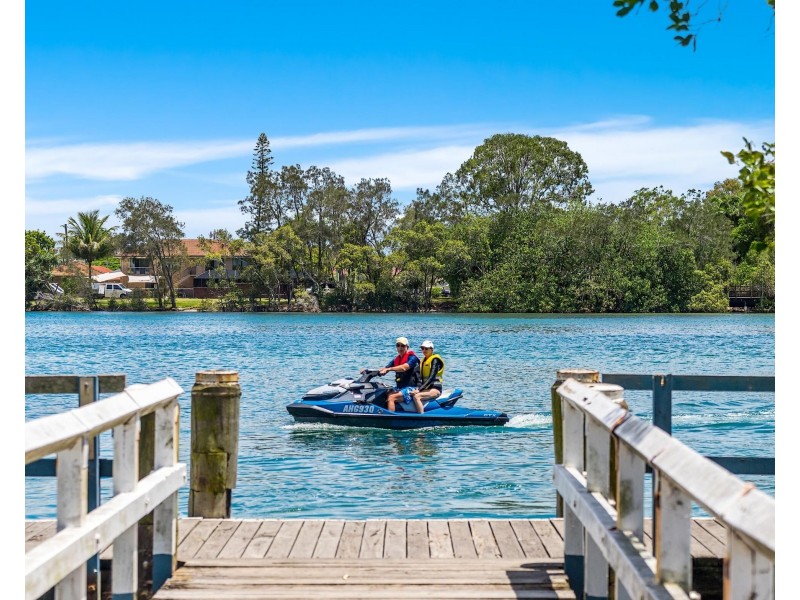 7 Russell Way, Tweed Heads South NSW 2486
