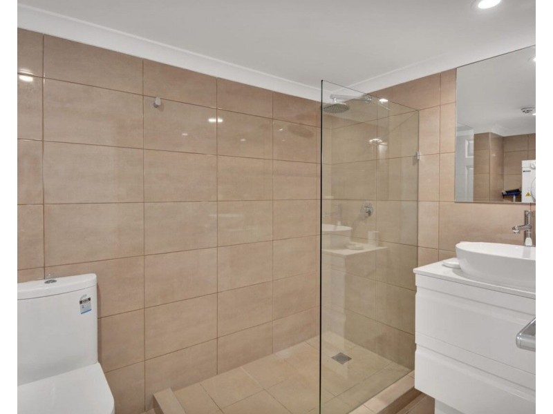 13A/2 Nineteenth Avenue, Palm Beach QLD 4221