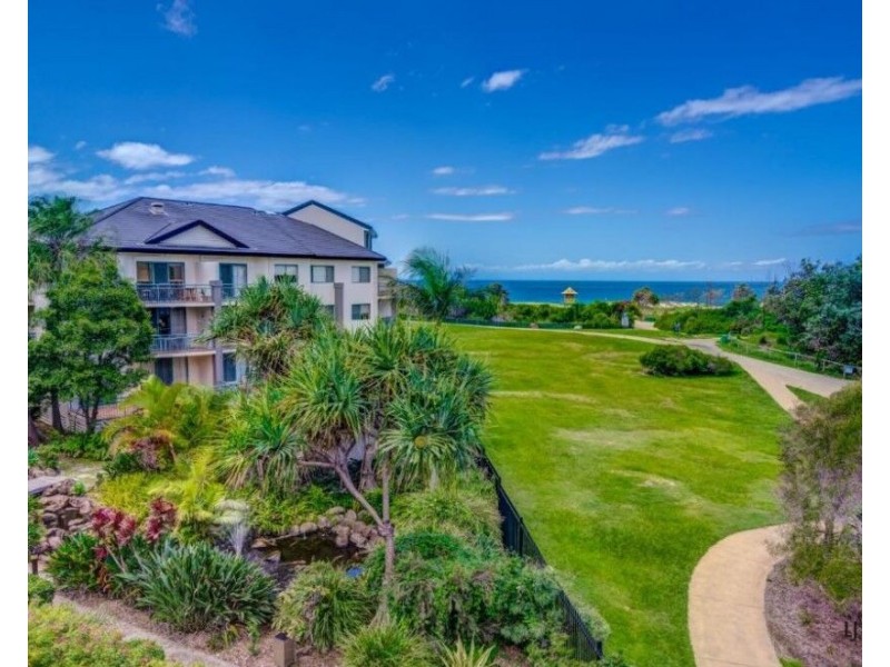 109/955 Gold Coast Highway, Palm Beach QLD 4221