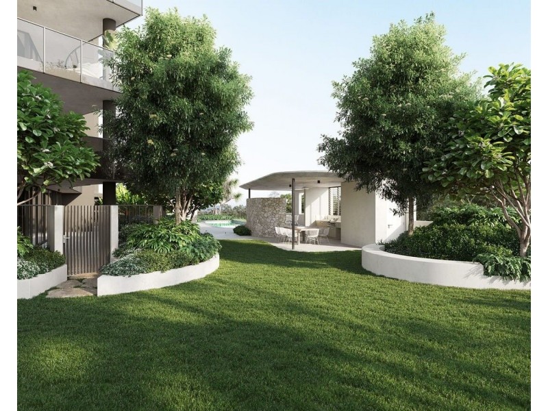 4/20 Executive Drive, Burleigh Waters QLD 4220