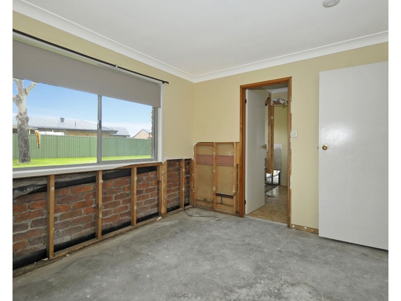 221 Nineteenth Avenue, Elanora QLD 4221