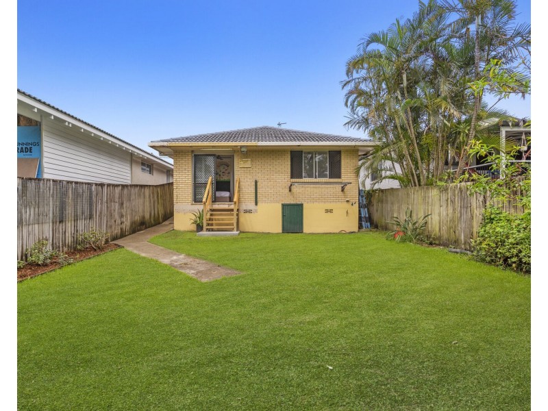 11 Morshead Street, Tugun QLD 4224
