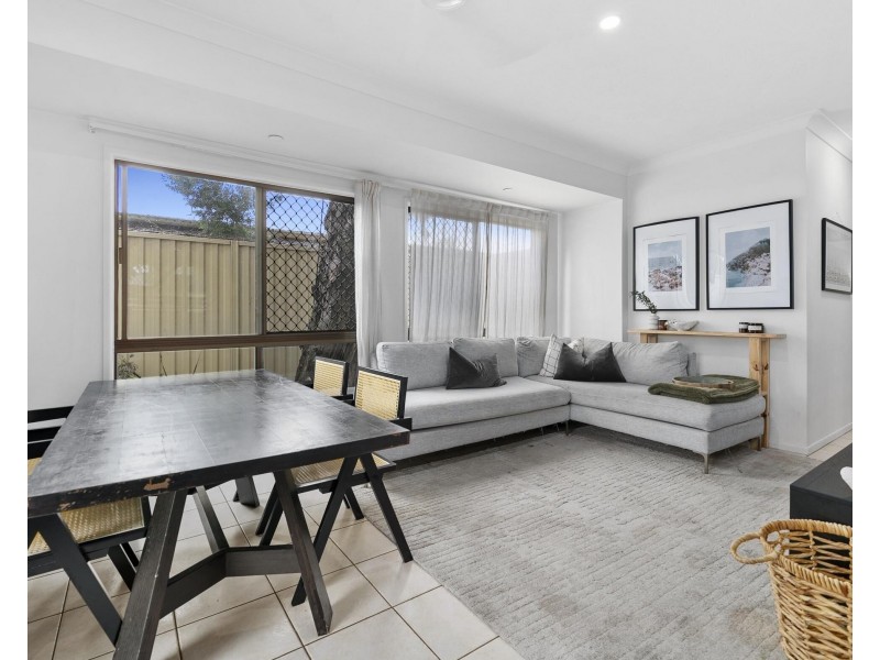 4 Tahiti Avenue, Palm Beach QLD 4221