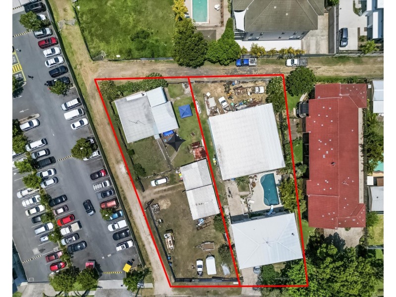 2 & 4 Lloyd Street, Tweed Heads South NSW 2486