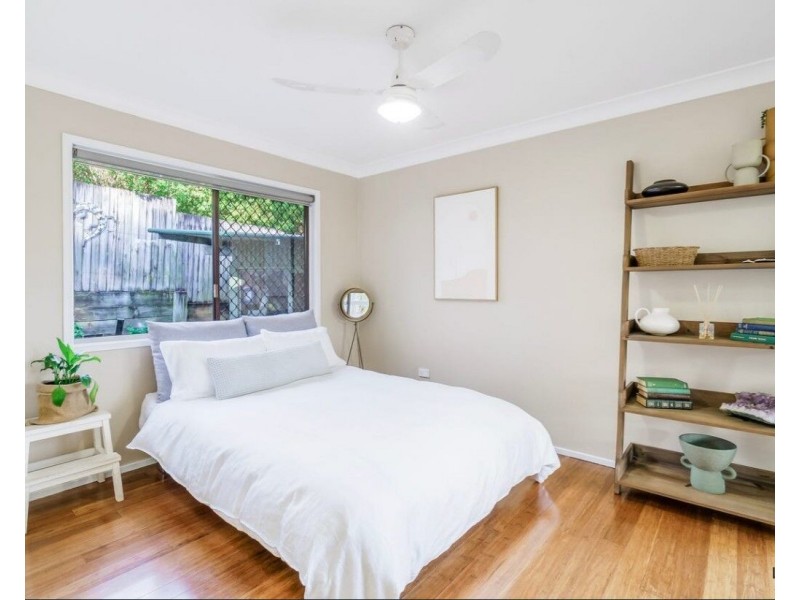 8 Flaminia Street, Currumbin Waters QLD 4223