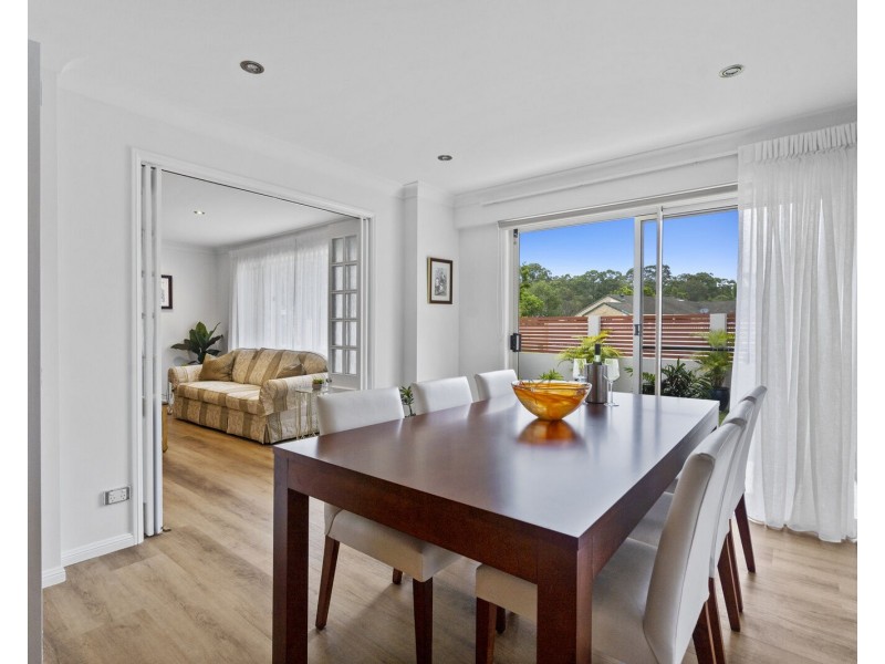 2 Baumea Court, Elanora QLD 4221