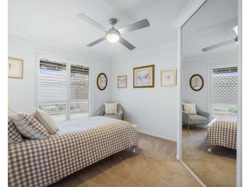 2 Baumea Court, Elanora QLD 4221