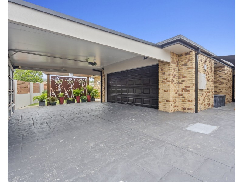 2 Baumea Court, Elanora QLD 4221