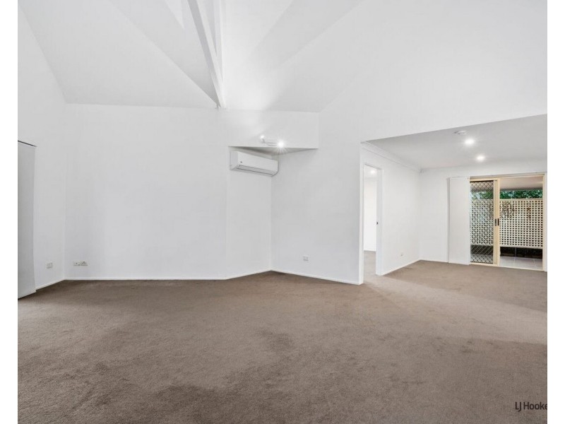 2 Bothwell Street, Robina QLD 4226