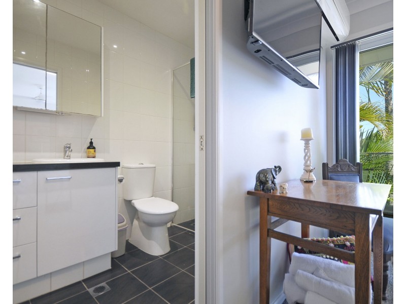 11/2-10 Coolgardie Street, Elanora QLD 4221