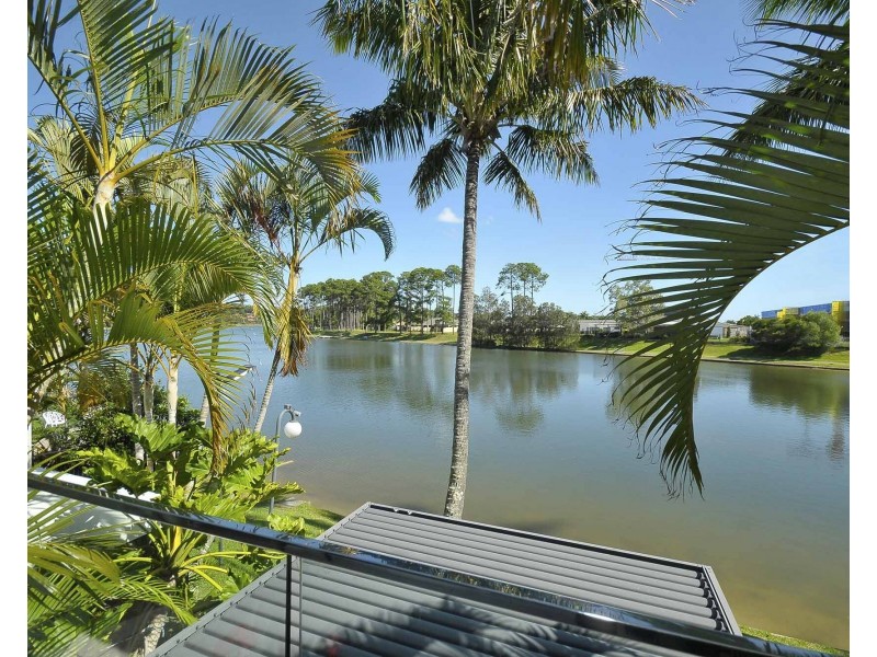 11/2-10 Coolgardie Street, Elanora QLD 4221
