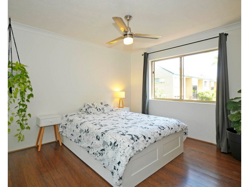 6/2 Brooke Avenue, Palm Beach QLD 4221
