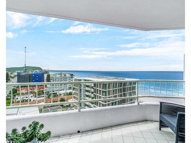 12a/2 Nineteenth Avenue, Palm Beach QLD 4221