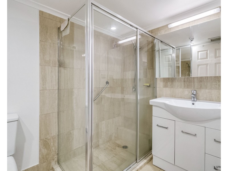 12a/2 Nineteenth Avenue, Palm Beach QLD 4221