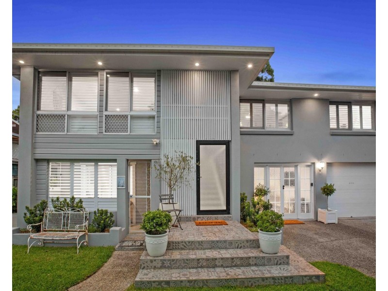 3 Eynsford Street, Carindale QLD 4152