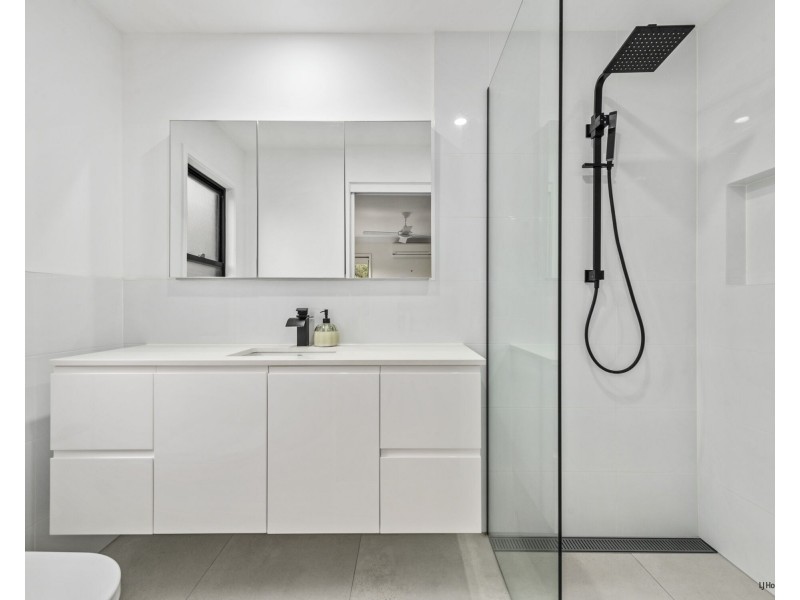 2201/22-34 Glenside Drive, Robina QLD 4226