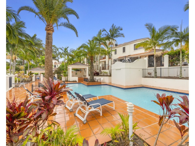 2201/22-34 Glenside Drive, Robina QLD 4226