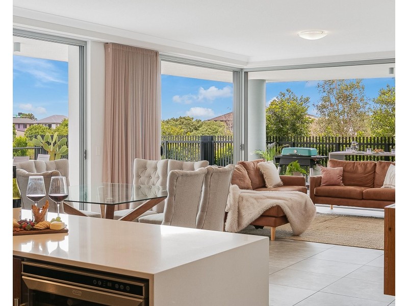 3001/397 Christine Avenue, Varsity Lakes QLD 4227