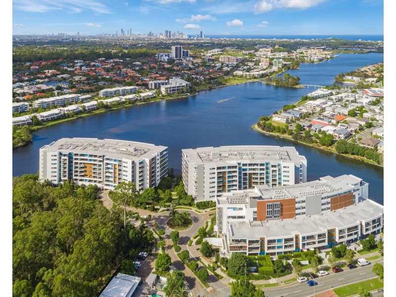 3001/397 Christine Avenue, Varsity Lakes QLD 4227
