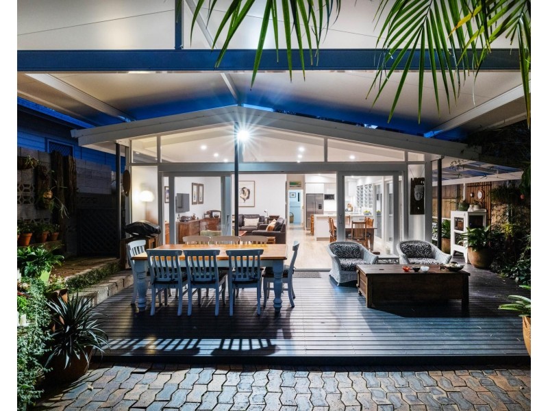19 Wade Street, Tugun QLD 4224