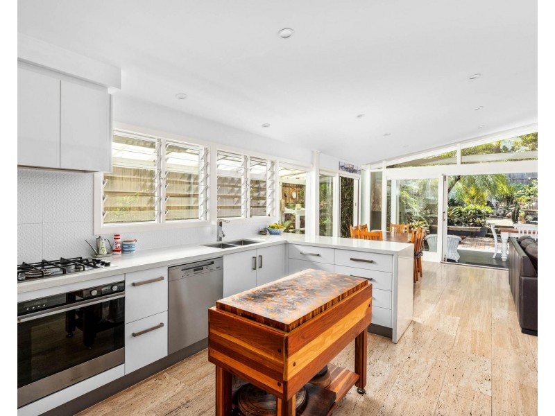 19 Wade Street, Tugun QLD 4224