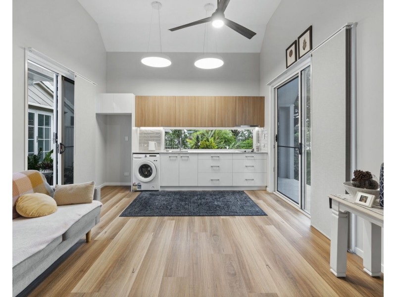 10 Capano Court, Elanora QLD 4221