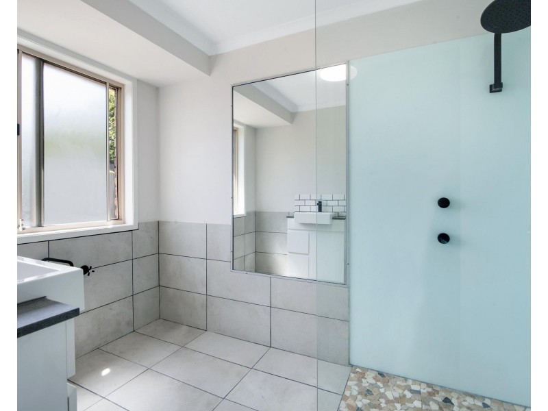 4 Border Drive, Currumbin Waters QLD 4223