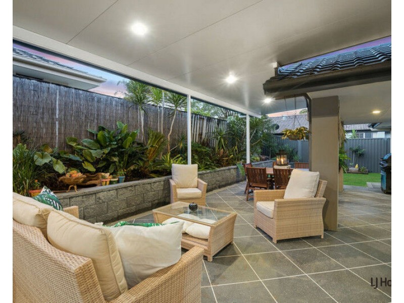 12 Seville Circuit, Burleigh Waters QLD 4220