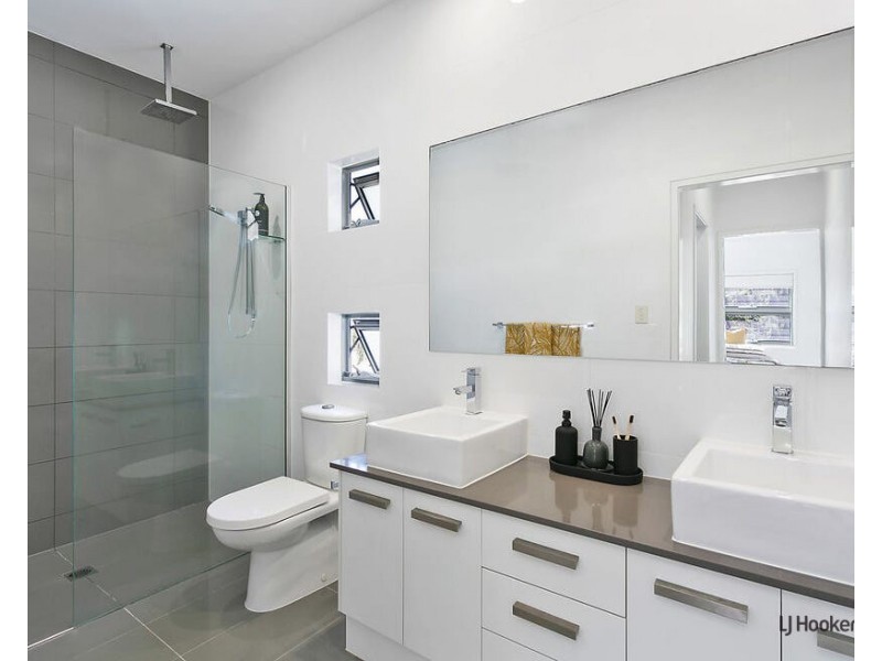 1/3 Winders Avenue, Tugun QLD 4224