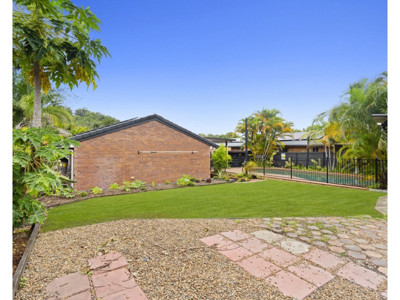 4 Balsa Street, Elanora QLD 4221