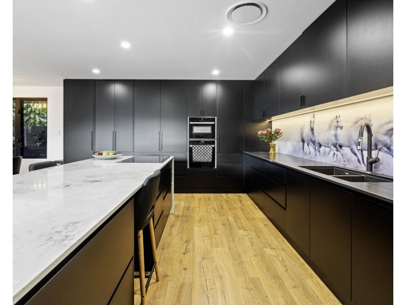 47 Burleigh Street, Burleigh Waters QLD 4220