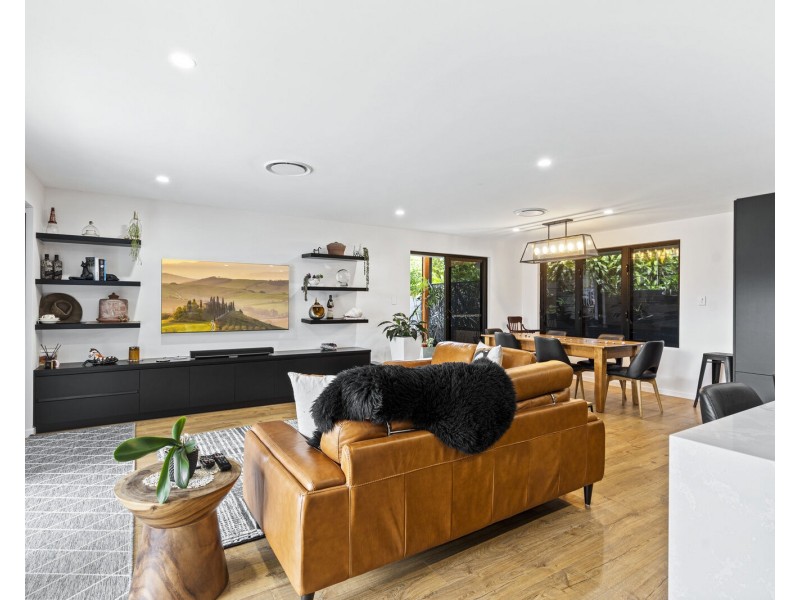 47 Burleigh Street, Burleigh Waters QLD 4220