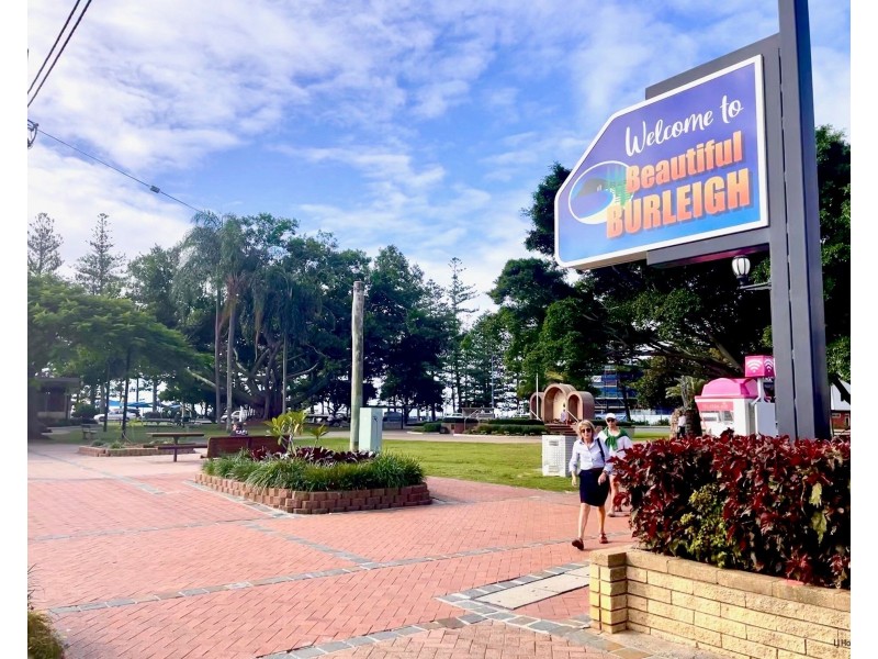 47 Burleigh Street, Burleigh Waters QLD 4220