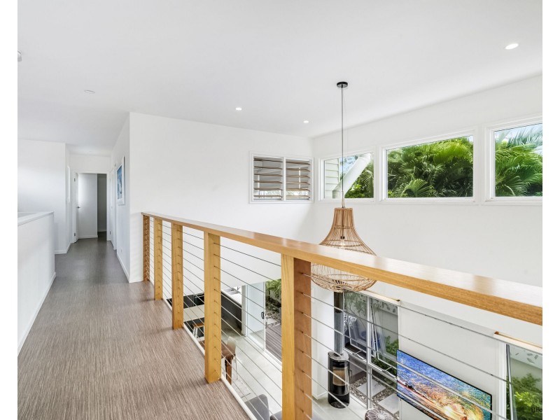 218 Jefferson Lane, Palm Beach QLD 4221