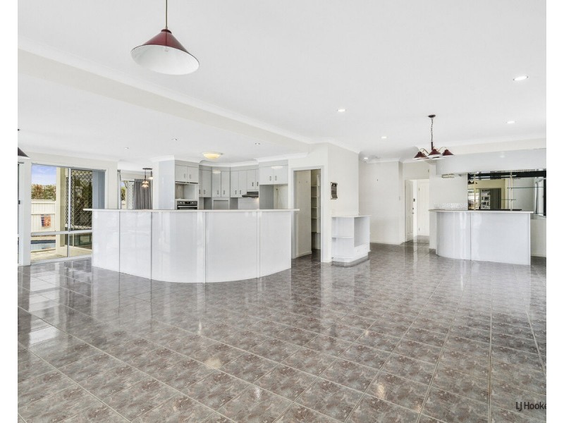 86 Melaleuca Drive, Palm Beach QLD 4221