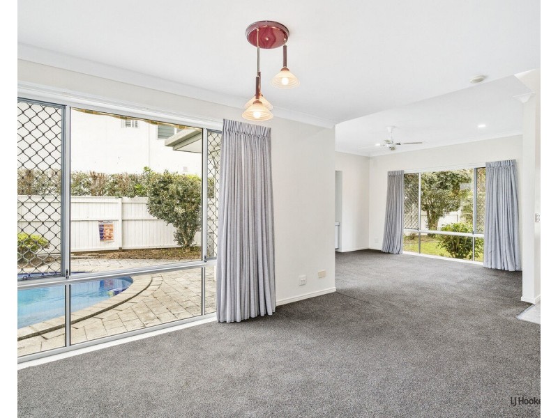 86 Melaleuca Drive, Palm Beach QLD 4221