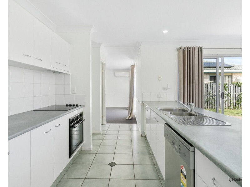 63 Casuarina Drive, Elanora QLD 4221