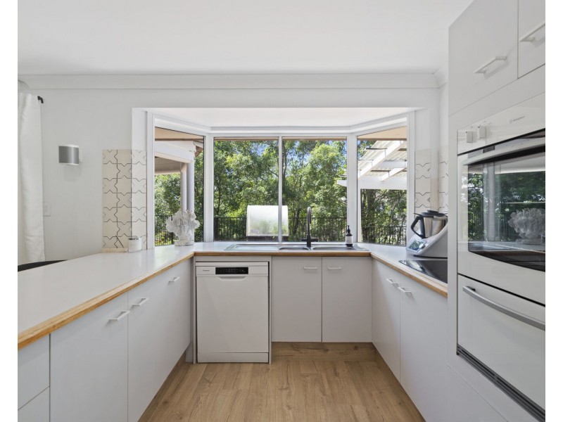 34 Jarrahdale Drive, Elanora QLD 4221