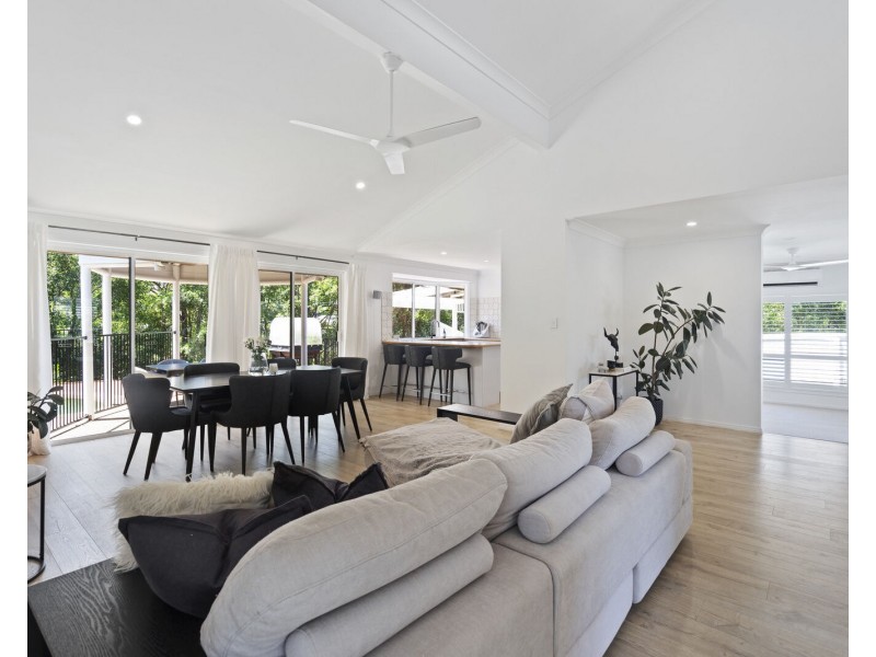 34 Jarrahdale Drive, Elanora QLD 4221